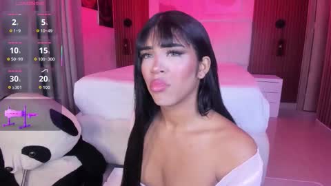 Perla online show from November 27, 9:17 pm