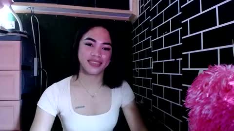 Hii love online show from November 28, 2:53 pm