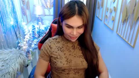 Snapshot of imdestined_foryou chatting on October 14, 8:09 pm Ashley online show from October 14, 8:09 pm