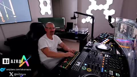 DJ Azra online show from February 21, 2:06 am