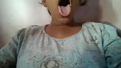 Snapshot of imlovelyrose chatting on December 7, 11:07 am ROSE online show from December 7, 11:07 am