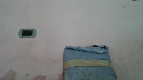 Snapshot of imlovelyrose chatting on December 13, 3:38 am ROSE online show from December 13, 3:38 am