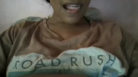 Snapshot of imlovelyrose chatting on December 13, 8:30 am ROSE online show from December 13, 8:30 am