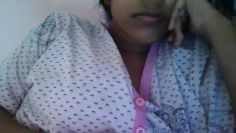 Snapshot of imlovelyrose chatting on December 24, 8:55 am ROSE online show from December 24, 8:55 am