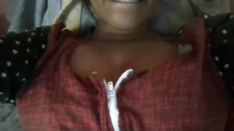 Snapshot of imlovelyrose chatting on March 1, 5:09 am ROSE online show from March 1, 5:09 am