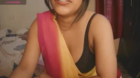 Snapshot of imlovelyrose chatting on September 23, 10:07 am ROSE online show from September 23, 10:07 am