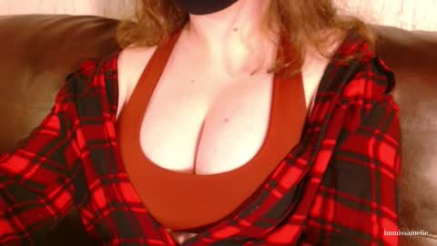 Miss Amelie online show from November 22, 10:20 pm