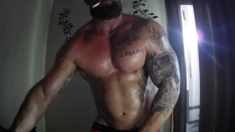 Majordadbod101 online show from October 3, 1:08 pm