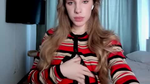 Snapshot of imogensy chatting on February 14, 5:41 am my name Imo Fansly online show from February 14, 5:41 am