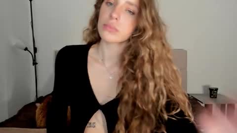 Snapshot of imogensy chatting on September 9, 5:12 pm my name Imo Fansly online show from September 9, 5:12 pm