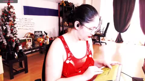 Empress online show from February 14, 7:28 am