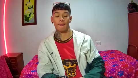 Snapshot of imperium_52511 chatting on March 6, 11:14 am imperium_52511 online show from March 6, 11:14 am