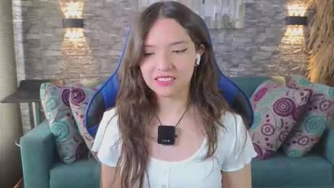 Karen  online show from September 24, 7:28 pm