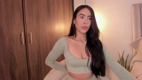 sarah online show from October 23, 10:41 pm