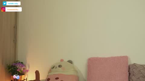 Snapshot of imvickyrachell_ chatting on October 16, 2:29 pm imvickyrachell_ online show from October 16, 2:29 pm