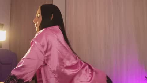 Snapshot of imvickyrachell_ chatting on October 22, 3:01 pm imvickyrachell_ online show from October 22, 3:01 pm