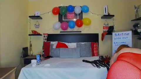 inannalove online show from December 19, 11:25 pm