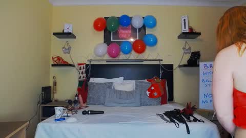 inannalove online show from December 21, 8:21 pm