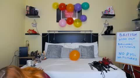 inannalove online show from October 16, 7:15 pm