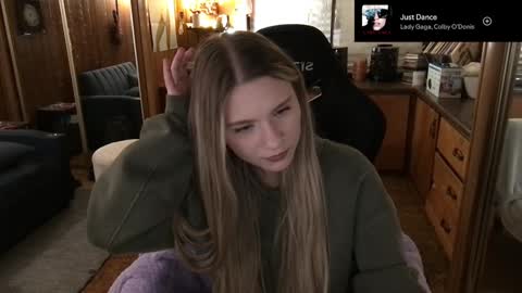 Carter online show from January 14, 7:59 am