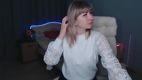 incredible_ariela online show from December 18, 10:51 am