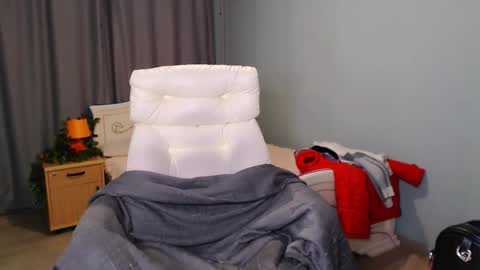 incredible_ariela online show from February 4, 2:53 pm