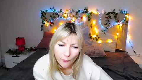 incredible_ariela online show from March 6, 2:29 pm