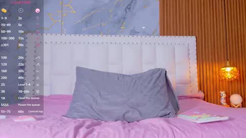 LITTLE AINHOA  online show from September 19, 7:47 pm