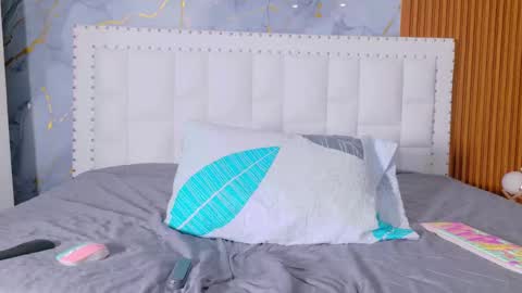 LITTLE AINHOA  online show from October 7, 7:22 pm