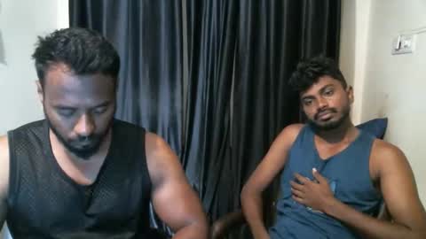 Snapshot of indiandesiguys2023 chatting on November 3, 3:41 am indian guys for you online show from November 3, 3:41 am