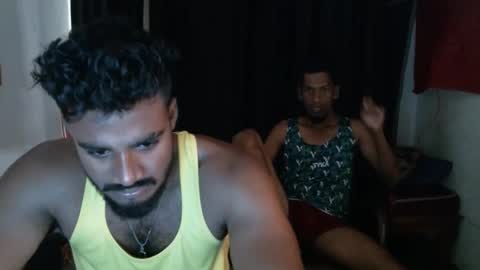 Snapshot of indiandesiguys2023 chatting on November 12, 4:02 am indian guys for you online show from November 12, 4:02 am