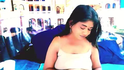 Mika online show from October 15, 6:52 pm