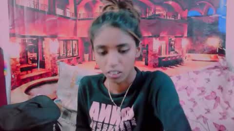 indiansexyslender4u2luv online show from January 21, 5:49 am