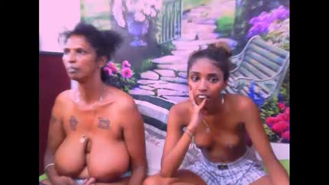 indiansexyslender4u2luv online show from January 24, 12:10 pm