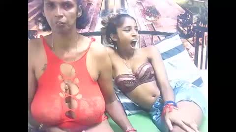 indiansexyslender4u2luv online show from January 27, 9:13 am