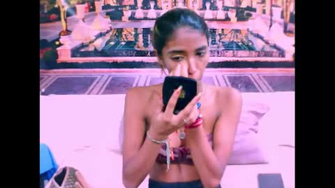 indiansexyslender4u2luv online show from February 23, 5:45 am