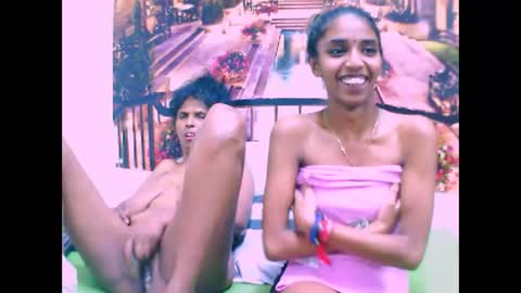 indiansexyslender4u2luv online show from February 25, 1:06 pm