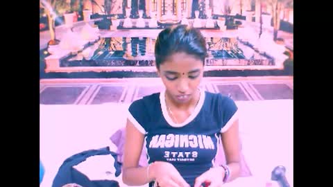 indiansexyslender4u2luv online show from February 26, 9:53 am