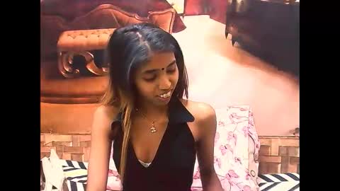 indiansexyslender4u2luv online show from September 13, 5:07 am