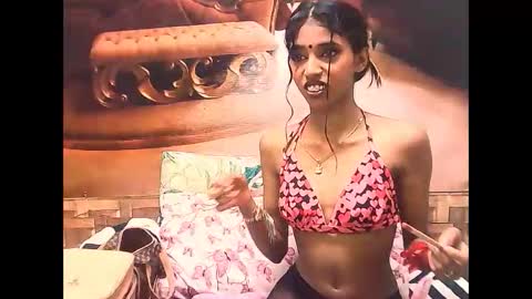 indiansexyslender4u2luv online show from September 16, 7:09 am