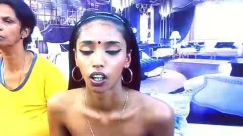 indiansexyslender4u2luv online show from November 22, 5:39 am