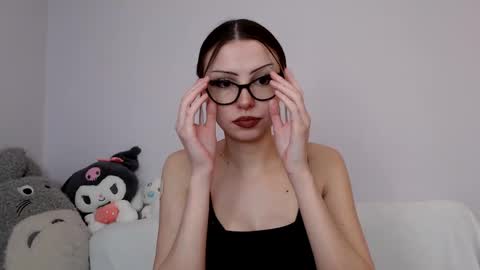 Indigo Elle online show from March 12, 6:44 pm