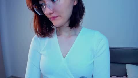 Kira online show from November 23, 4:01 am