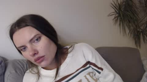 Snapshot of infinitiq45 chatting on December 30, 8:58 pm Sweet girl online show from December 30, 8:58 pm