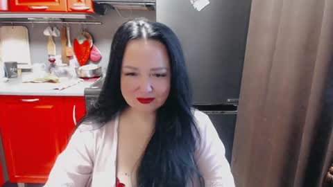 Snapshot of infinity_loveliness chatting on January 10, 9:13 am Infinity online show from January 10, 9:13 am