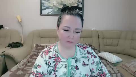 Snapshot of infinity_loveliness chatting on January 27, 9:02 am Infinity online show from January 27, 9:02 am