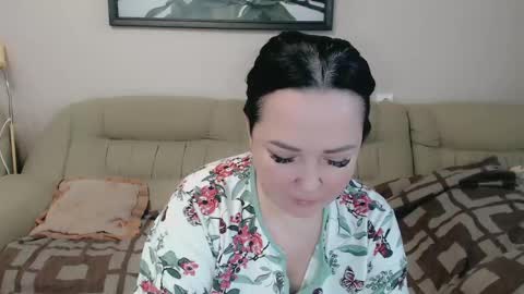 Snapshot of infinity_loveliness chatting on January 28, 7:11 am Infinity online show from January 28, 7:11 am