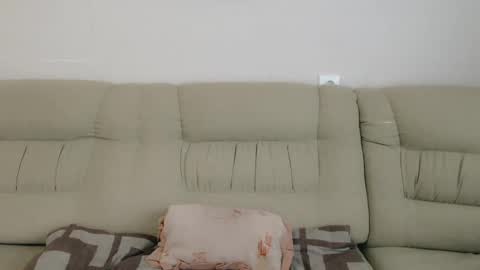 Snapshot of infinity_loveliness chatting on February 3, 9:08 am Infinity online show from February 3, 9:08 am