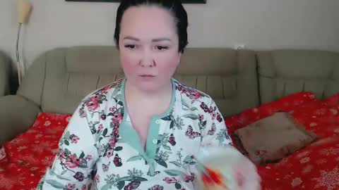 Snapshot of infinity_loveliness chatting on February 23, 10:49 am Infinity online show from February 23, 10:49 am