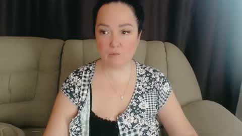 Snapshot of infinity_loveliness chatting on September 12, 5:07 am Infinity online show from September 12, 5:07 am